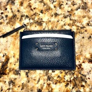 NWT KATE SPADE Small Zip Card Holder💙